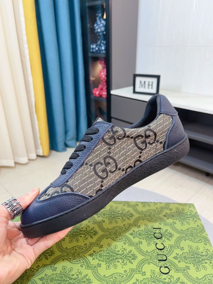Gucci Gg Canvas And Leather Low Top Sneakers Blue
