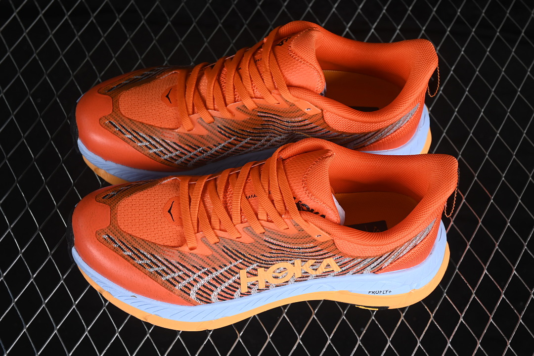 HOKA One One Mafate Speed 4