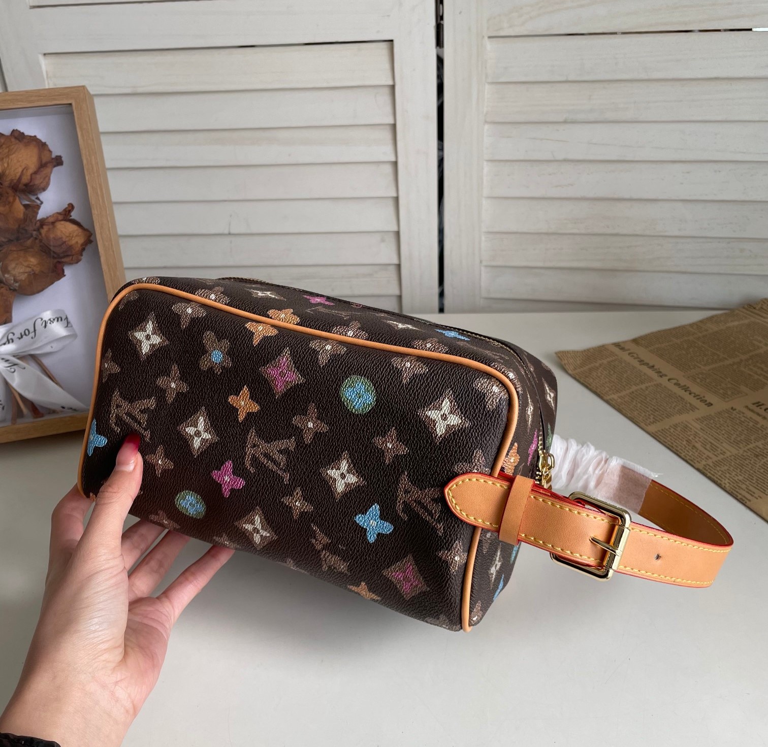 Louis Vuitton Locker Dopp Kit Monogram Craggy Chocolate 28Cm M47069