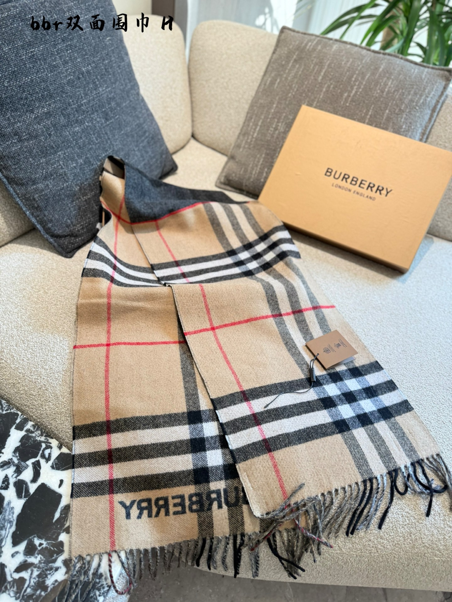 Burberry classic camel check cashmere scarf - cnluxepick