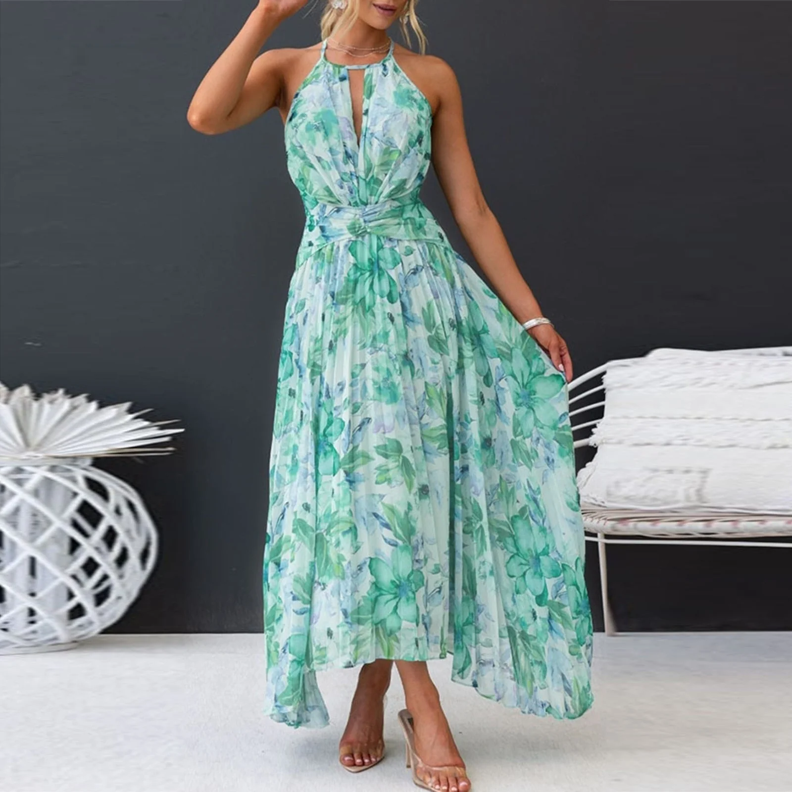 Floral Halter Neck Backless Maxi DressClistos