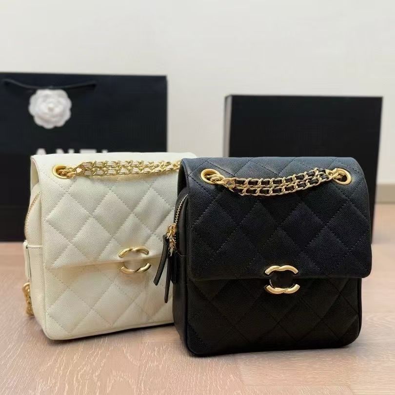 Chanel chain crossbody bag - cnluxepick
