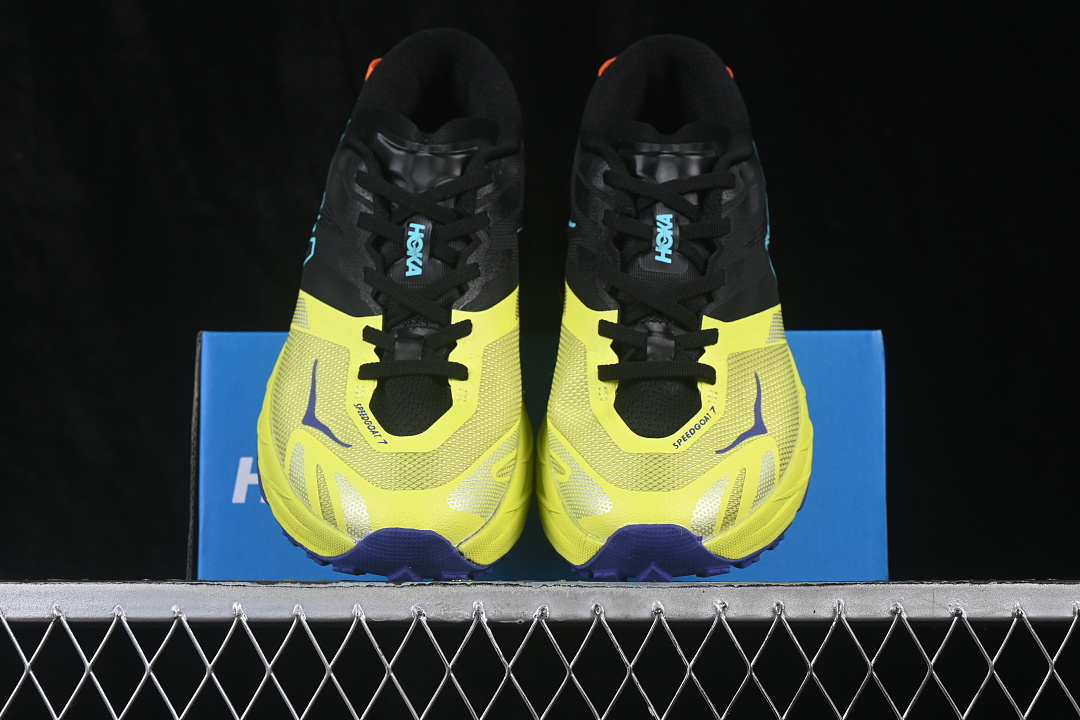 HOKA One One Speedgoat 7