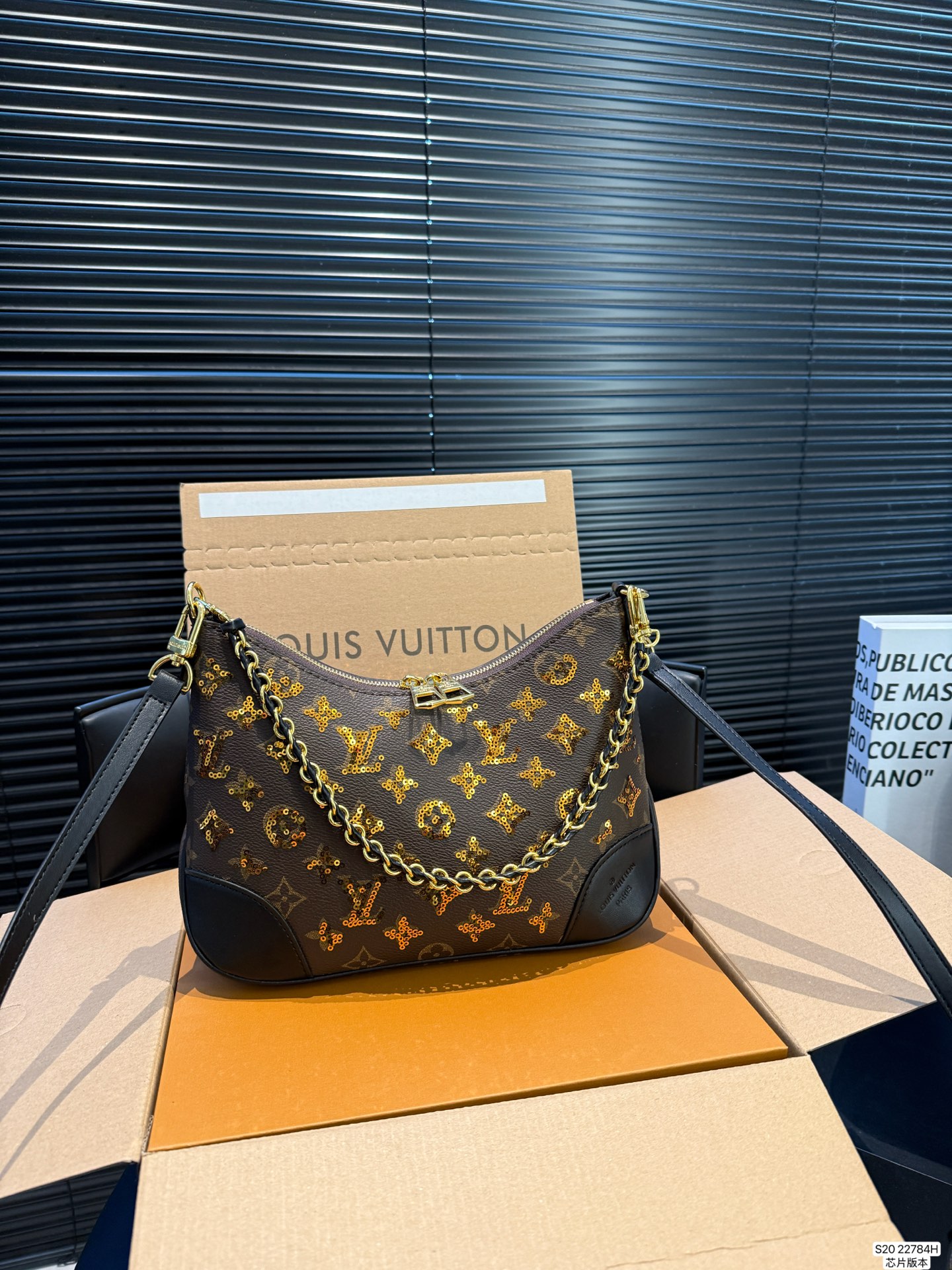 LV Croissant Bag - cnluxepick