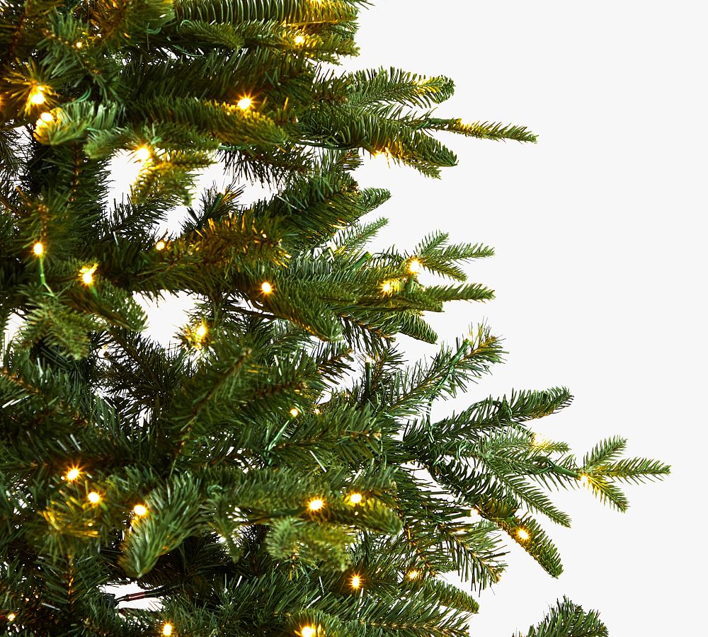 Faux Lit Montreal Spruce Tree  sgtnighsdesigns