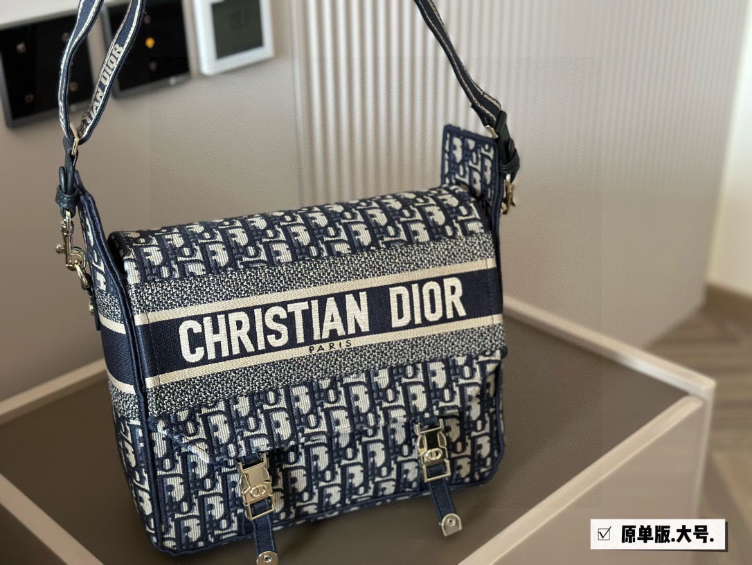 Dior Camp Messenger Bag - cnluxepick