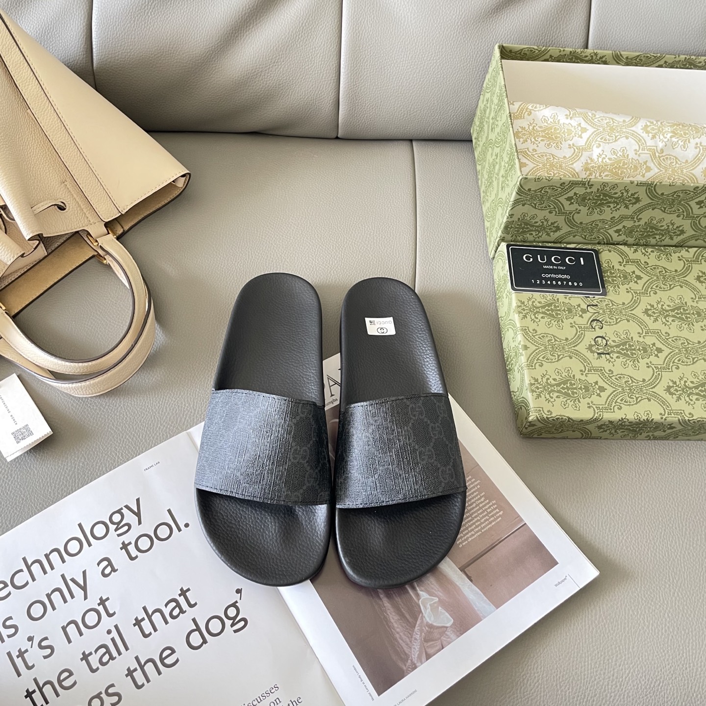Gucci Early Summer Couple Slippers - cnluxepick