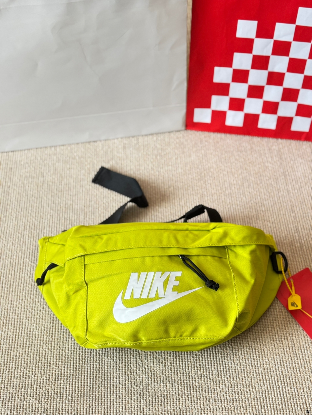 Nike fanny pack classic portable and versatile - cnluxepick