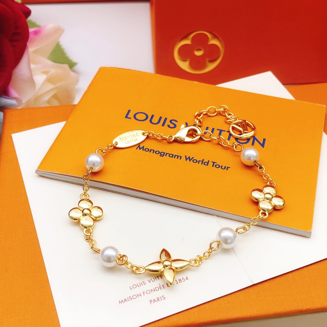 LV new flower bracelet - cnluxepick
