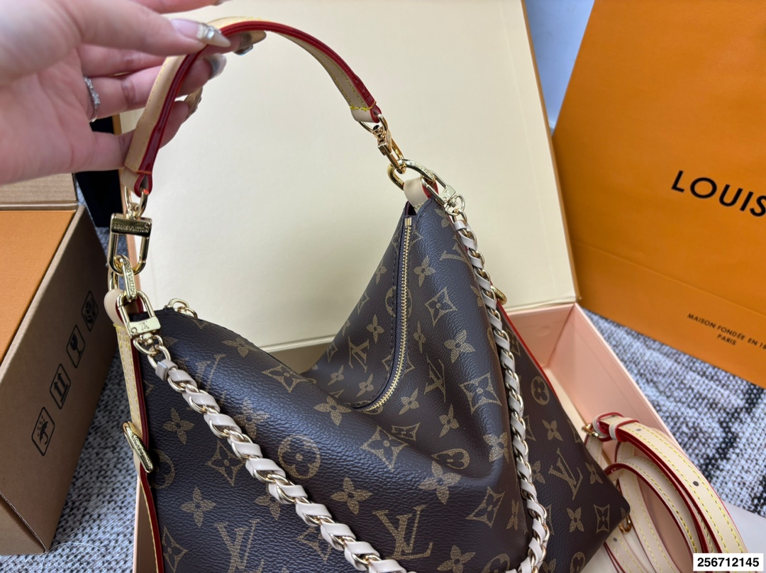 LV Multipass Shoulder Bag - cnluxepick