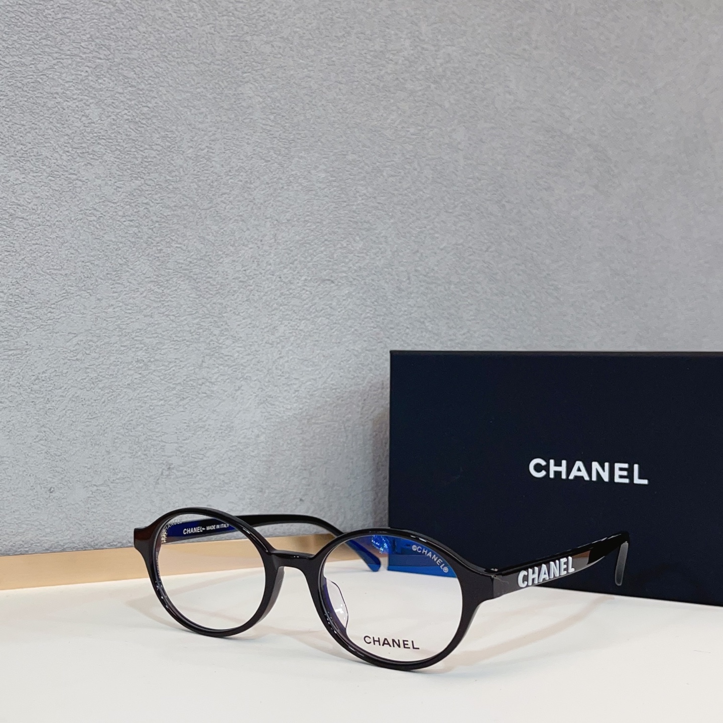 Chanel round-frame glasses - cnluxepick