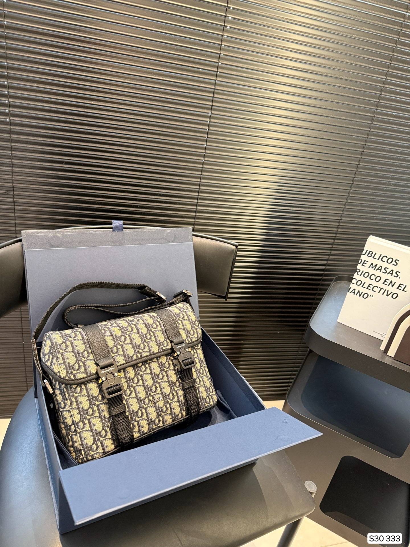 Dior messenger bag high fashion - cnluxepick