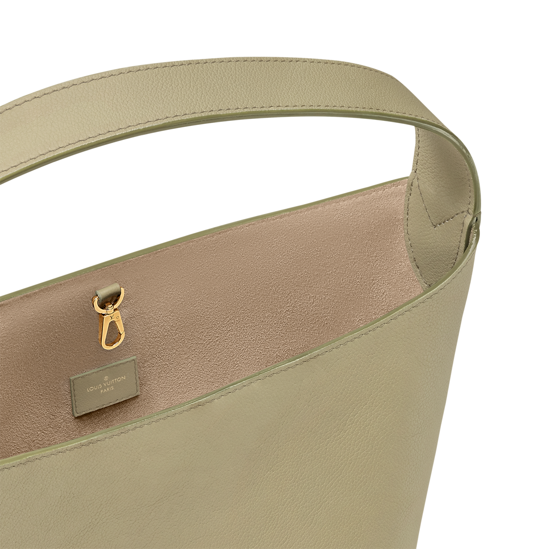 Louis Vuitton Low Key Hobo Mm M24988