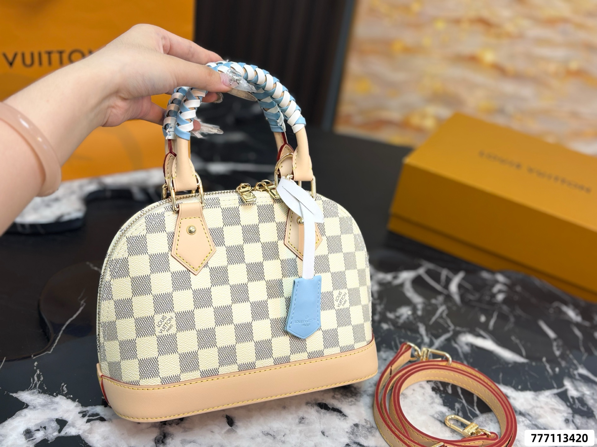 LV Shell Bag - cnluxepick