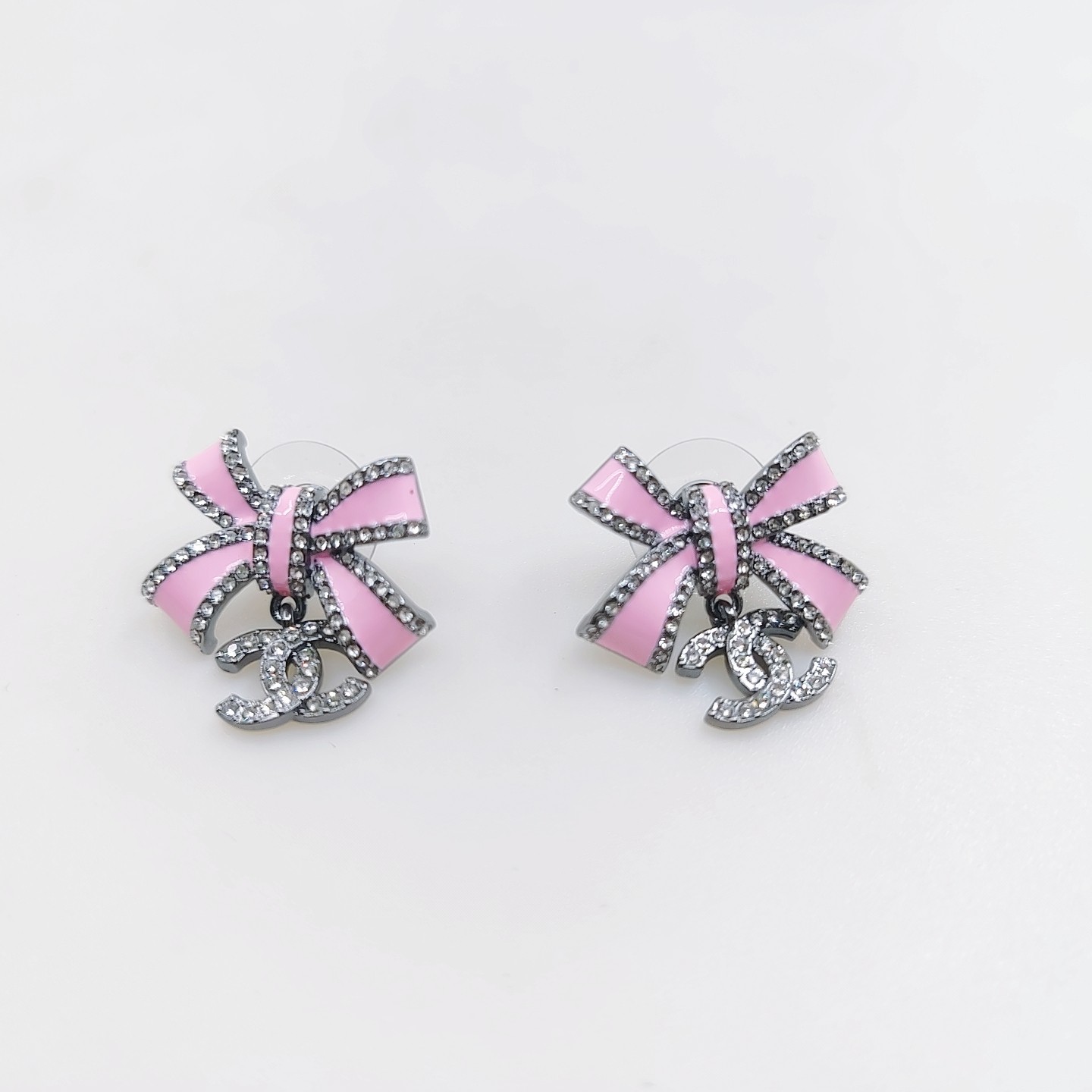 Chanel black and pink bow earrings - cnluxepick