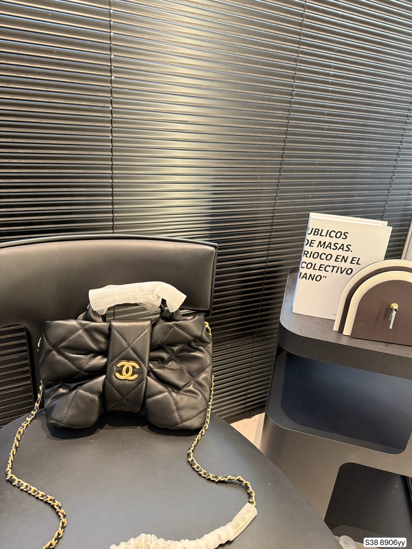 Chanel bow evening bag - cnluxepick