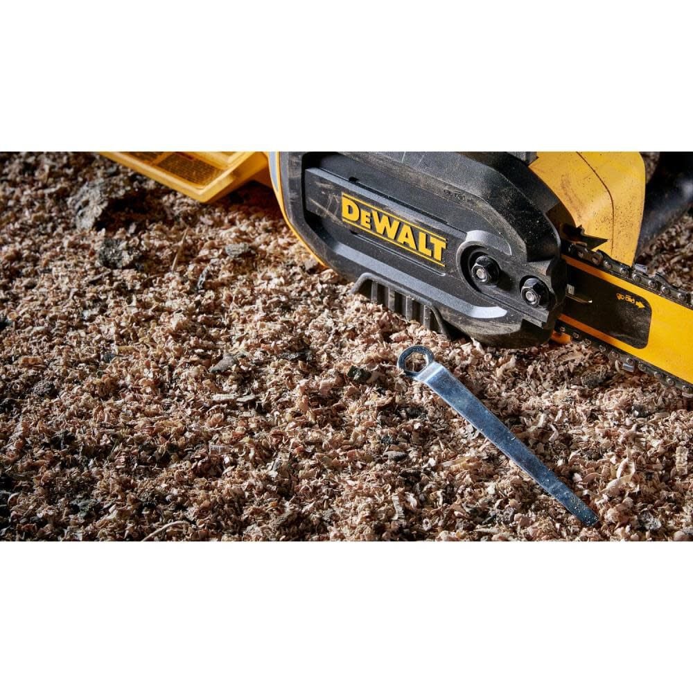 DEWALT Electric Chainsaw 18″ 15 Amp DWCS600