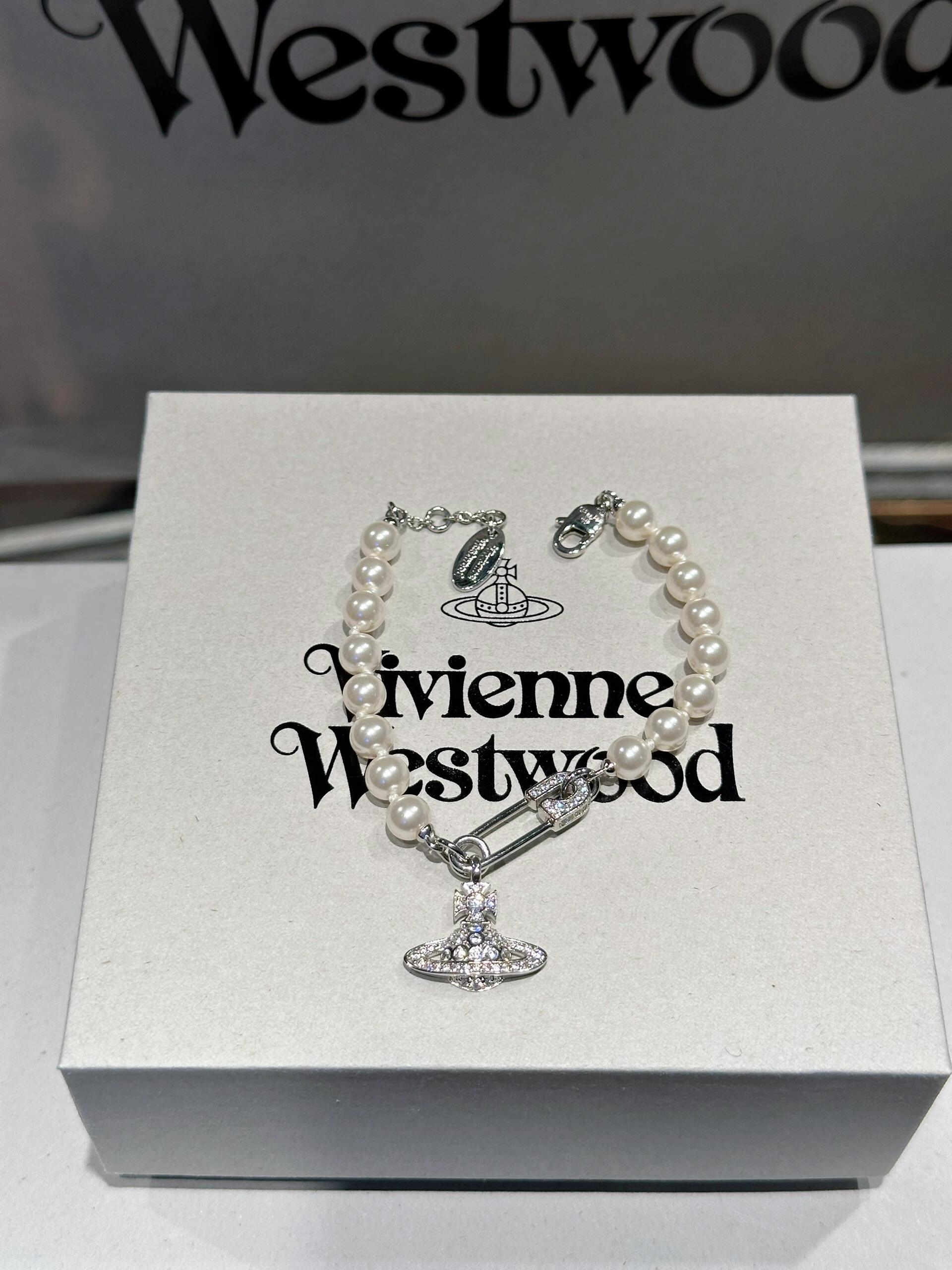 Vivienne Westwood Saturn Bracelet - cnluxepick