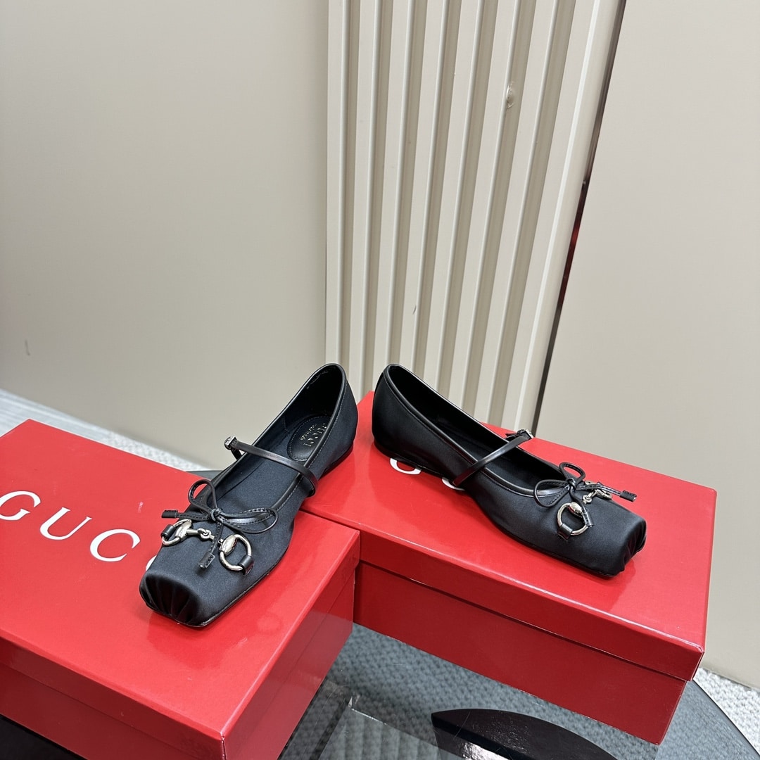 Gucci Women’S Horsebit Ballet Flat Satin Black