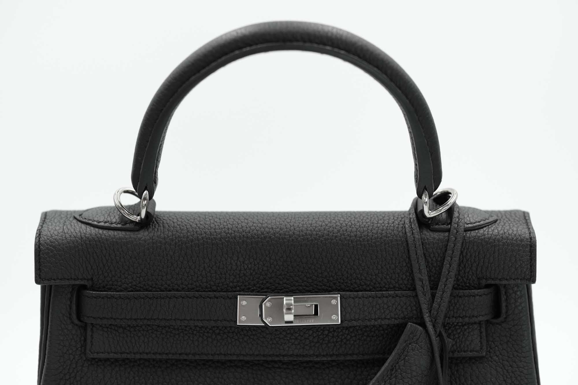 Hermès Kelly 25 Retourne Black Togo Palladium Hardware
