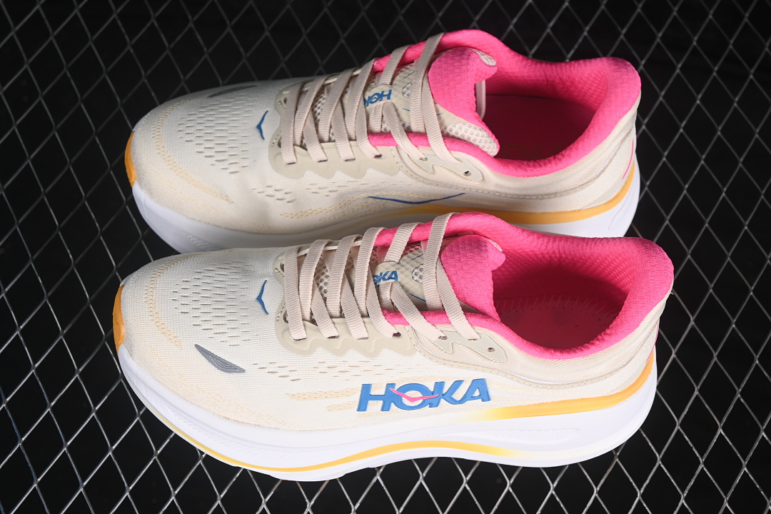 HOKA One One Bondi 9 Running Shoes