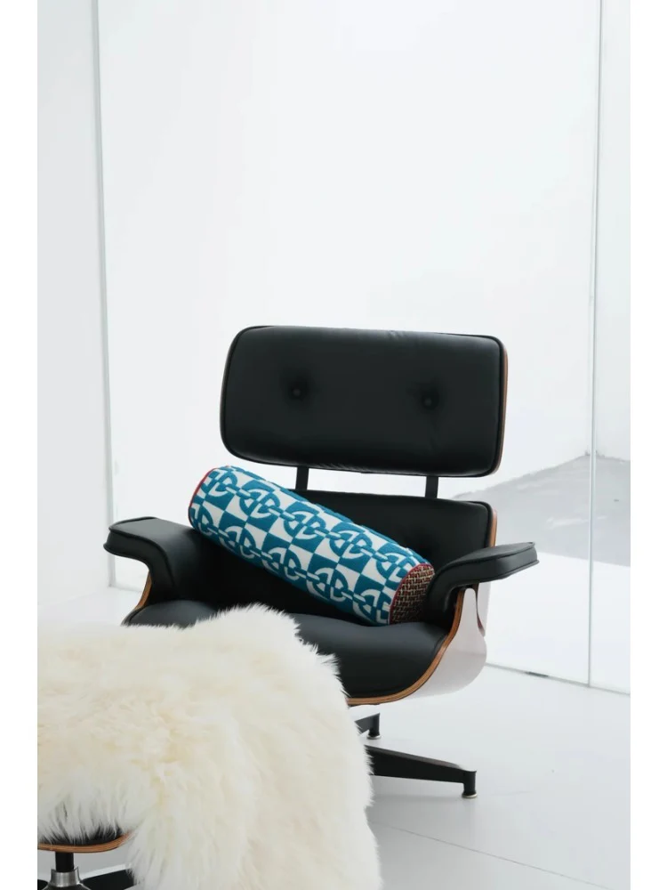 BD080 - HERME*Deco Relief Pillow: Pig Nose Concentric Lock Cylinder Lumbar