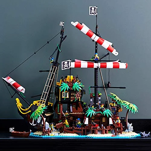LEGO Pirates of Barracuda Bay 21322 Building Set (2545 Pieces)