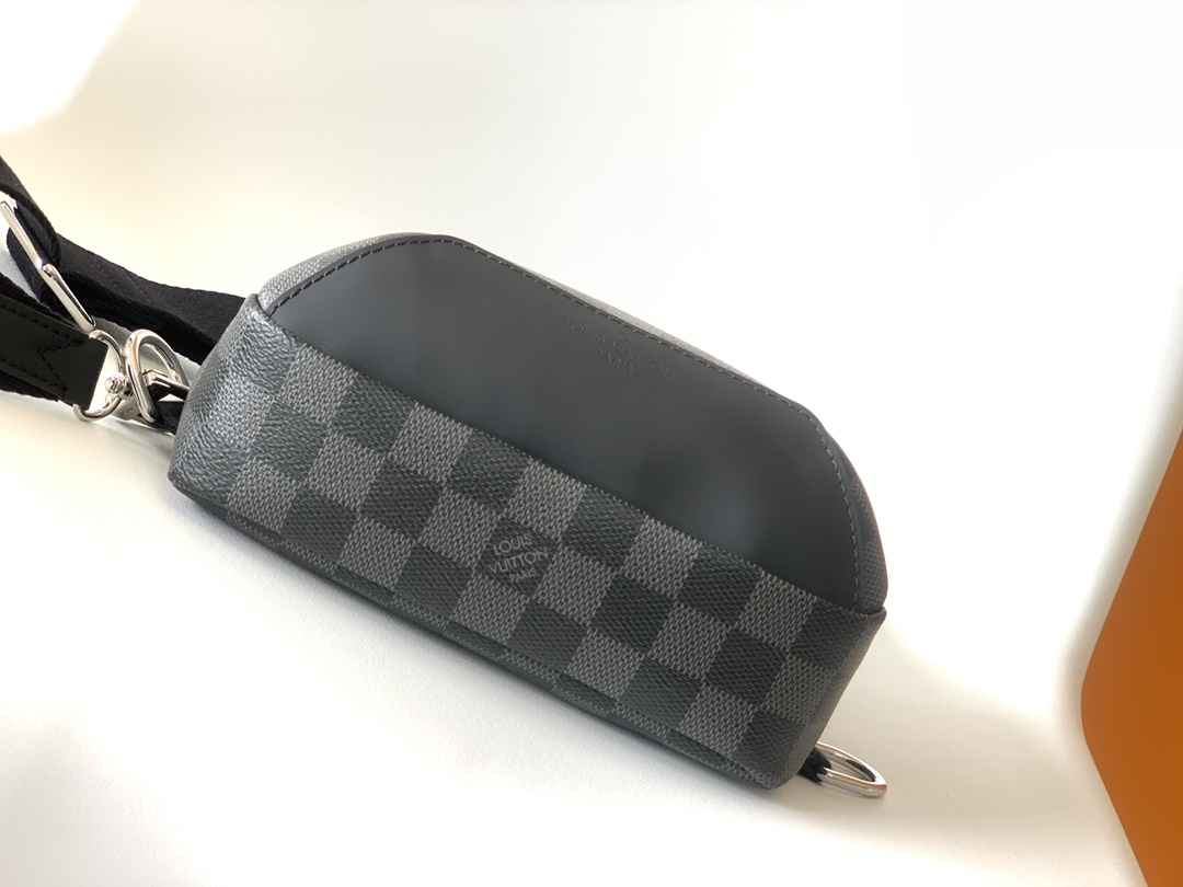 Louis Vuitton Avenue Slingbag Damier Infini Onyx Silver 31Cm N40097 Bag For Men
