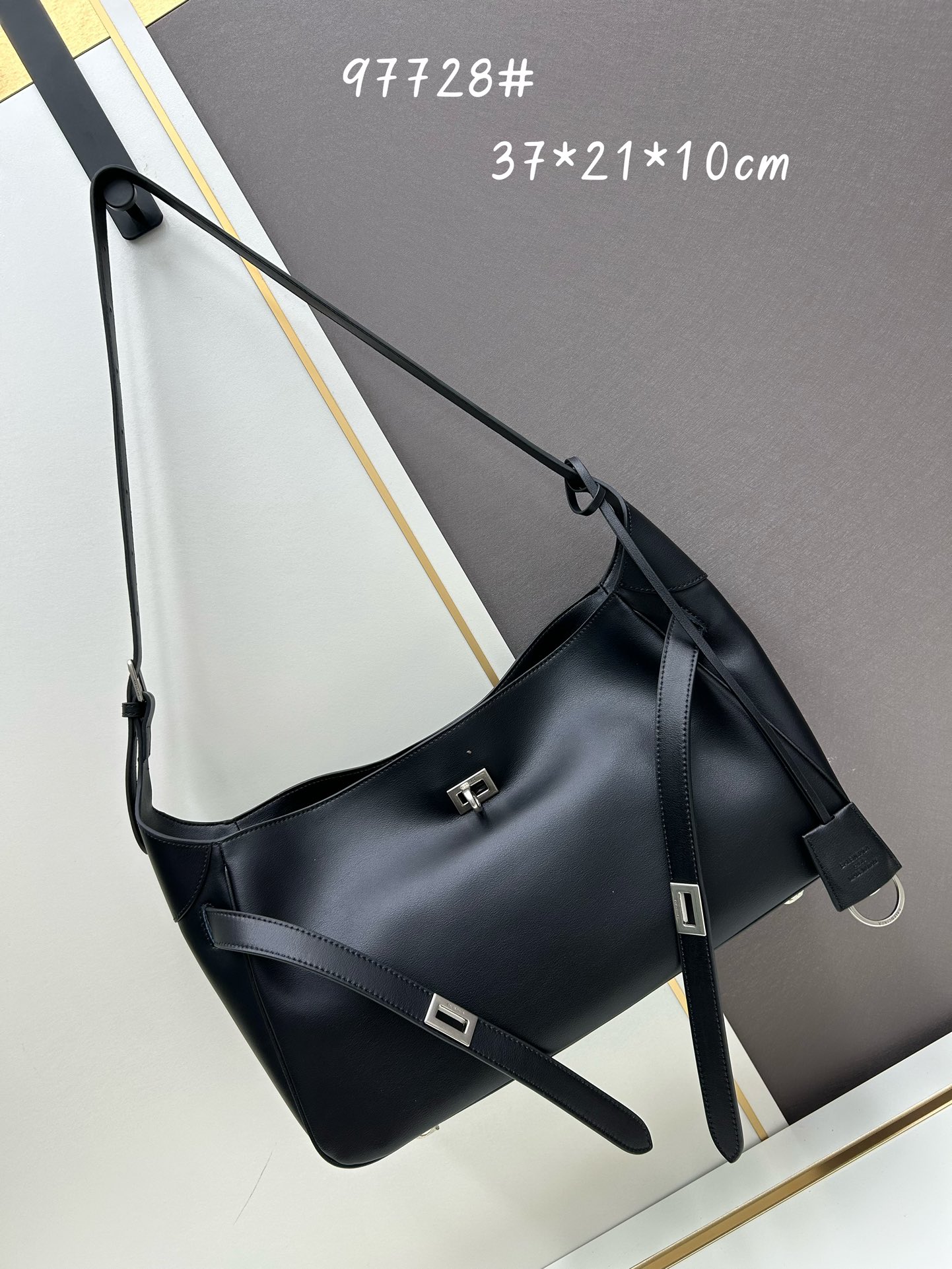 Balenciga 24 Re-see bucket shoulder bag - cnluxepick