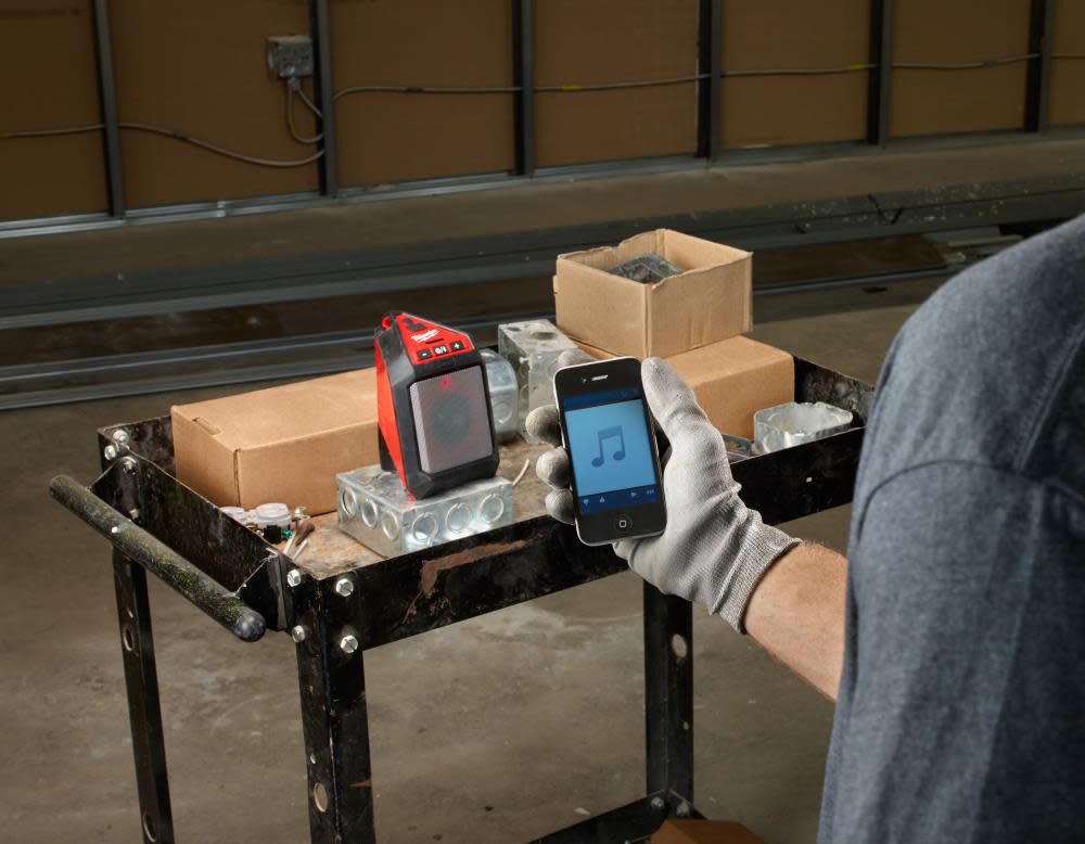 Milwaukee M12 Wireless Jobsite Speaker 2592-20