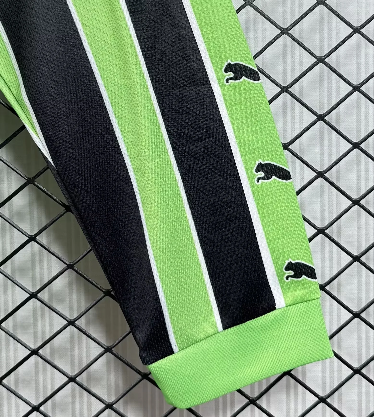 Retro 1999/00 Wolfsburg Away Jersey Long Sleeves S-XXL