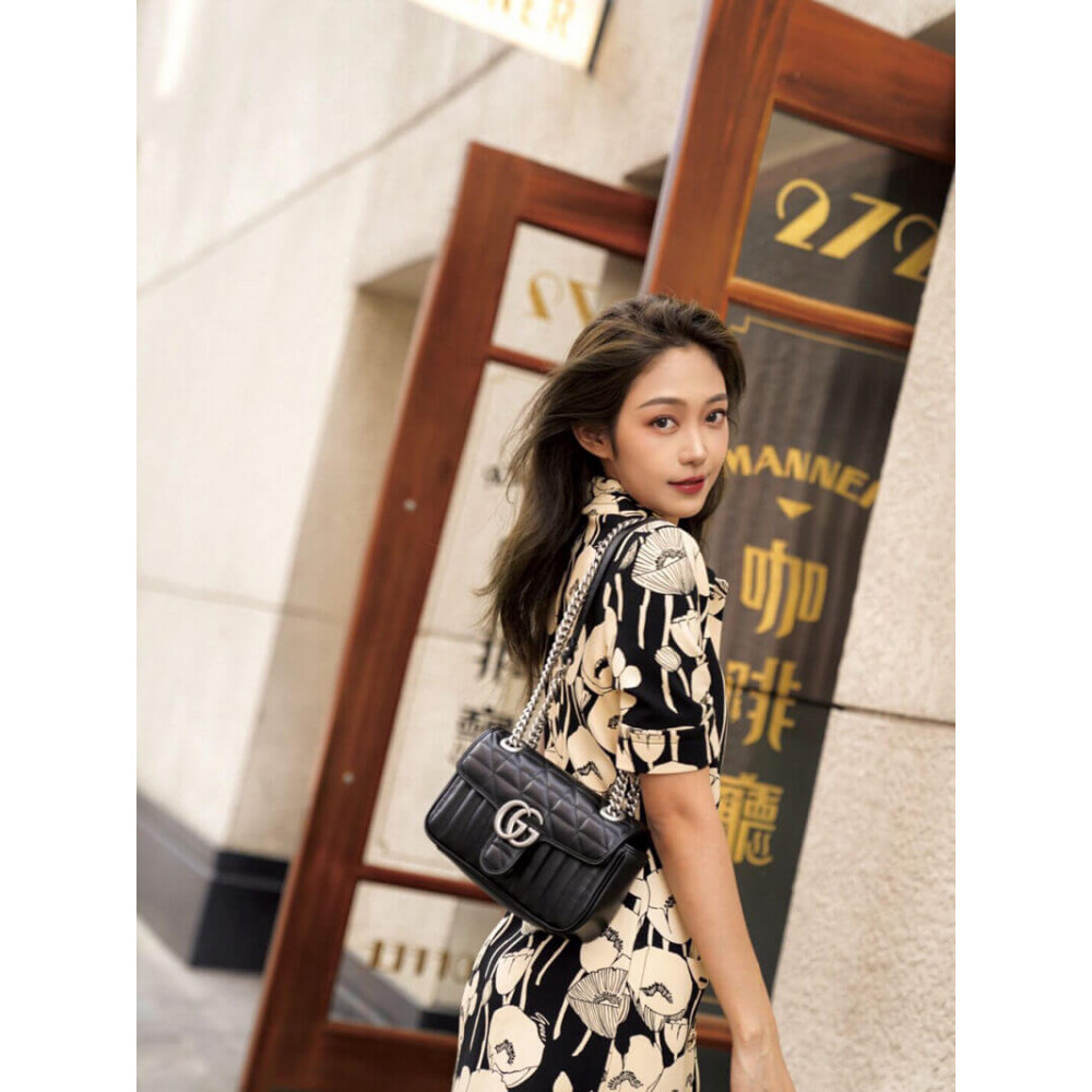 Gucci GG Marmont Small Shoulder Bag Black