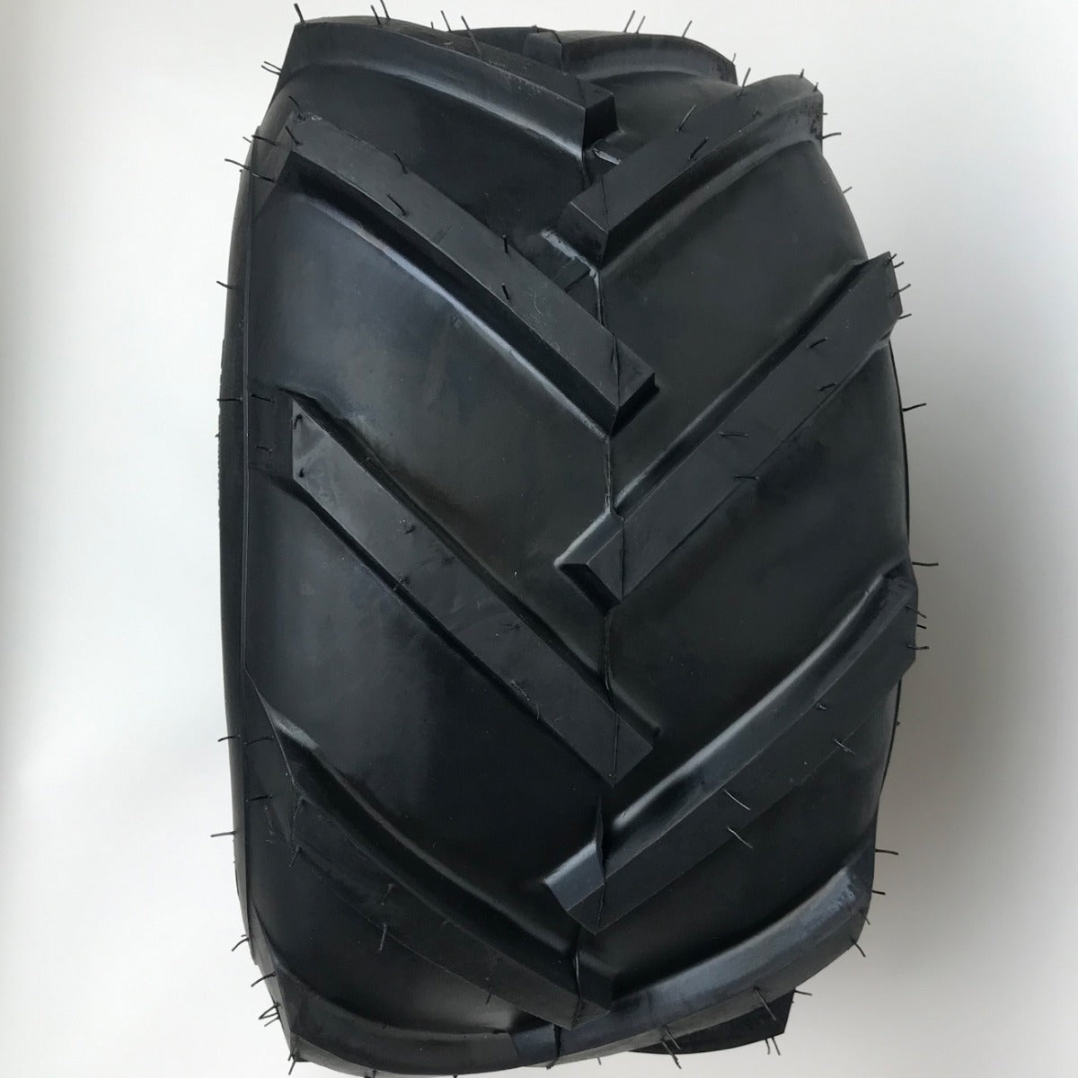 20×10.00-8 4Ply Tractor Tire (Compatible with John Deere Mowers)