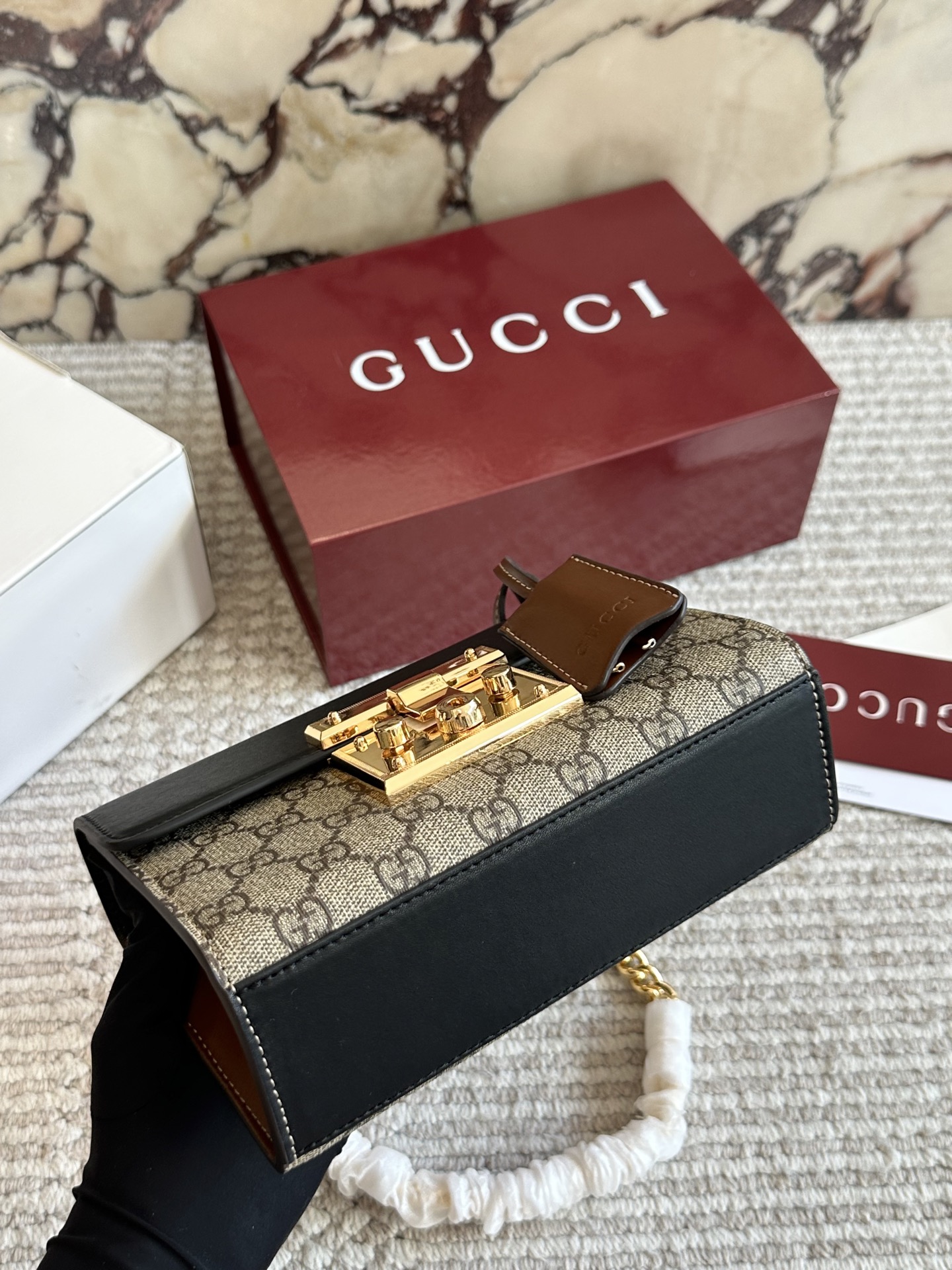 Gucci Padlock Chain Bag - cnluxepick