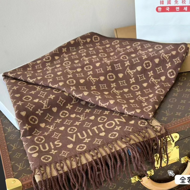 LV Louis Vuitton Game On Cashmere Scarf - cnluxepick