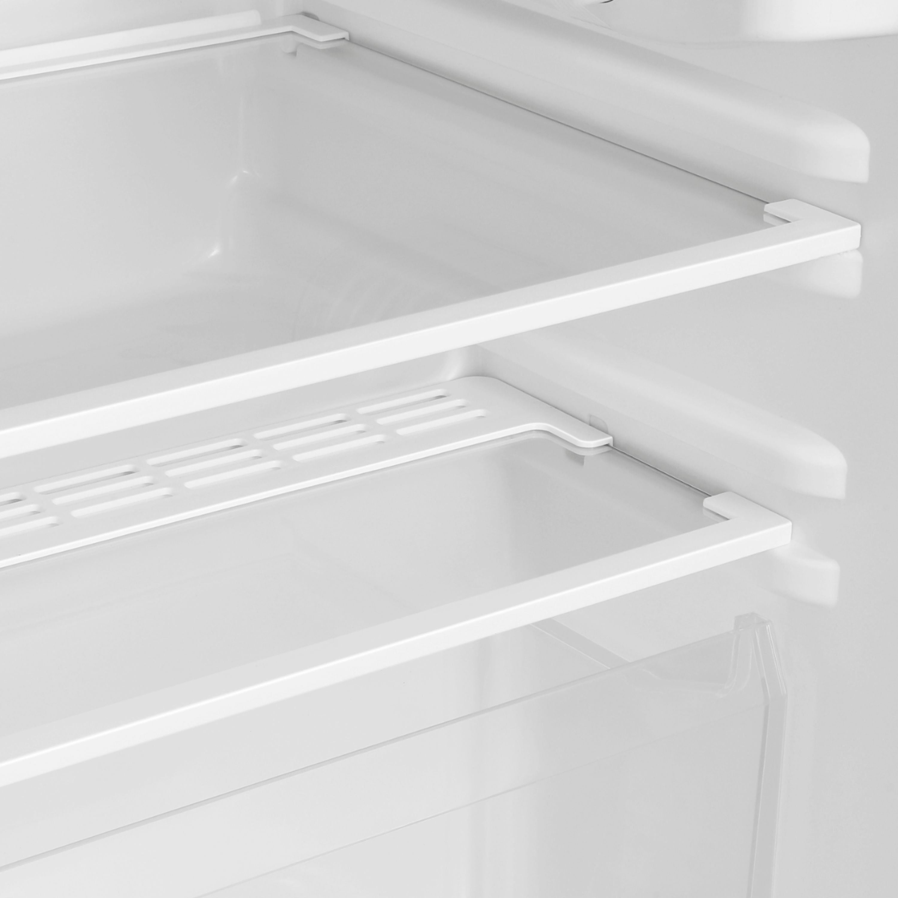 Insignia™ - Retro 3.1 cu. ft.  Mini Fridge with Top Freezer and ENERGY STAR Certification - Red