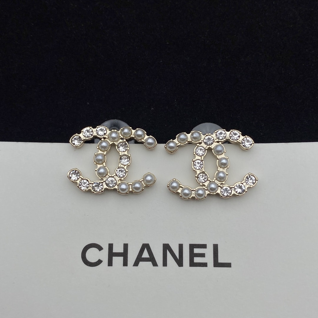 Chanel Cc Crystal Pearl Silver Earrings