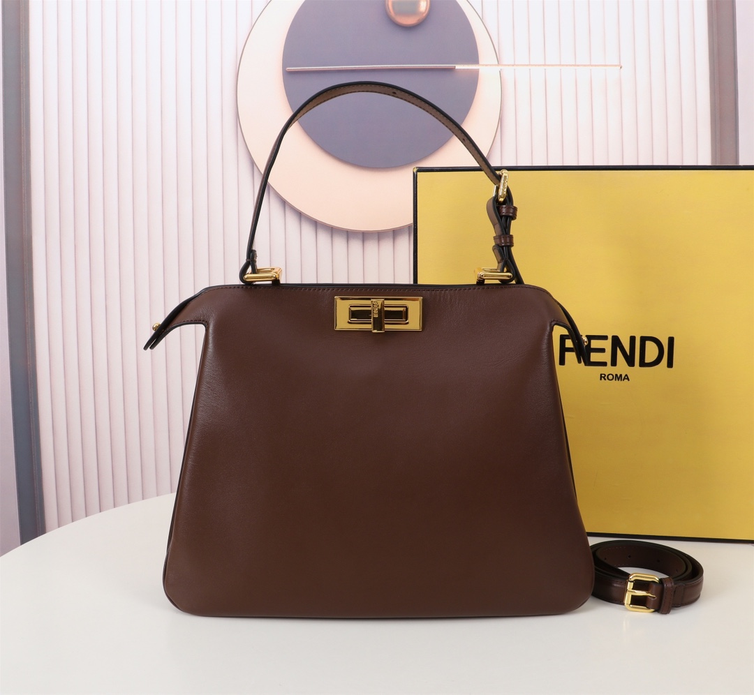 Fendi Peekaboo Soft cowhide crossbody shoulder bag - cnluxepick