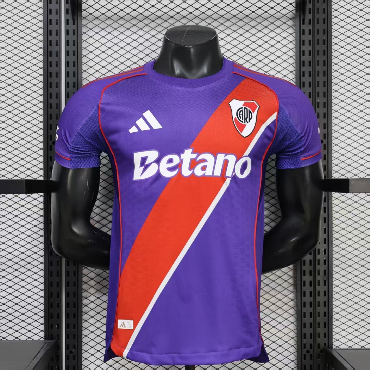River Plate 26-27 Two Guest Player Version