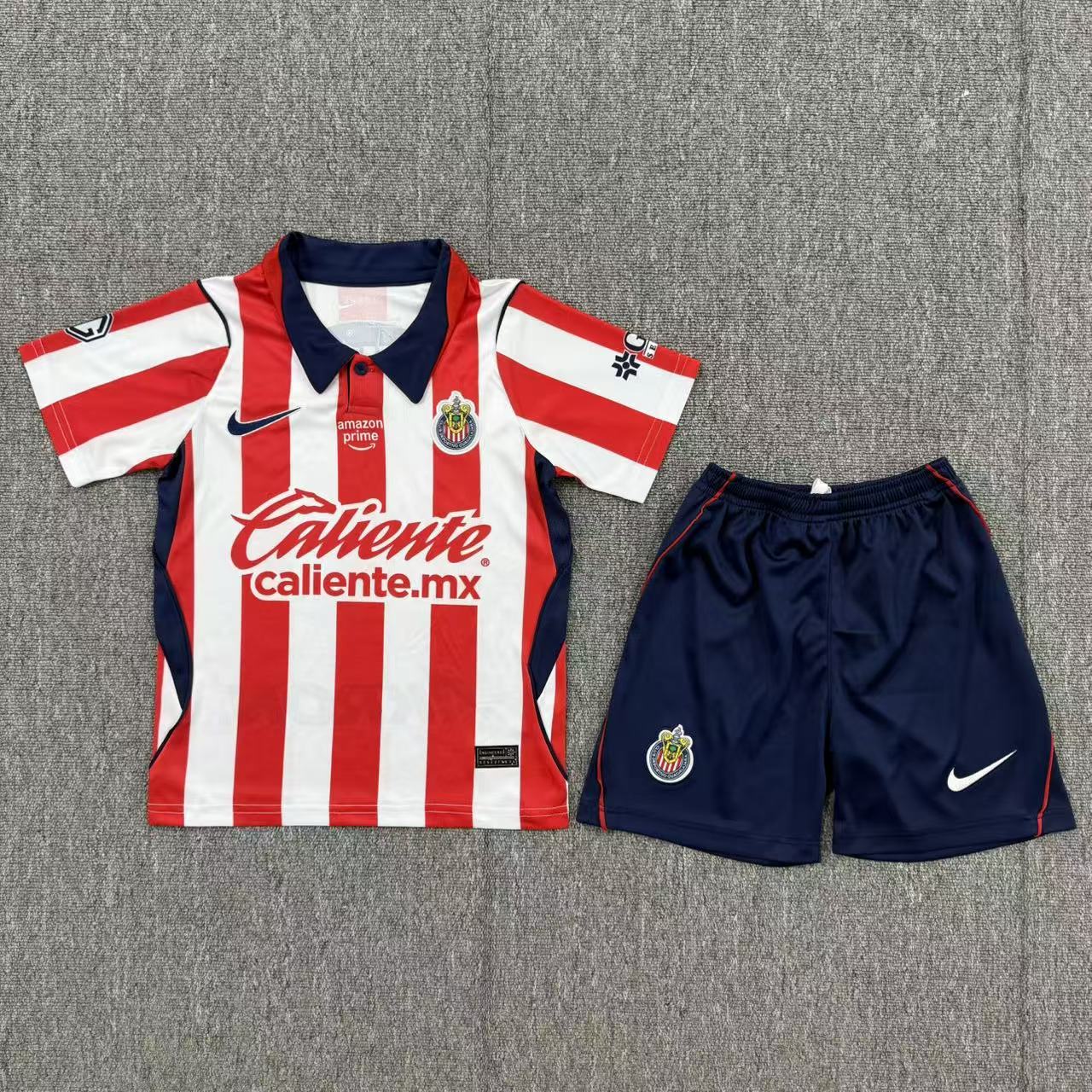 Kids kit Chivas 26/27 Home 3