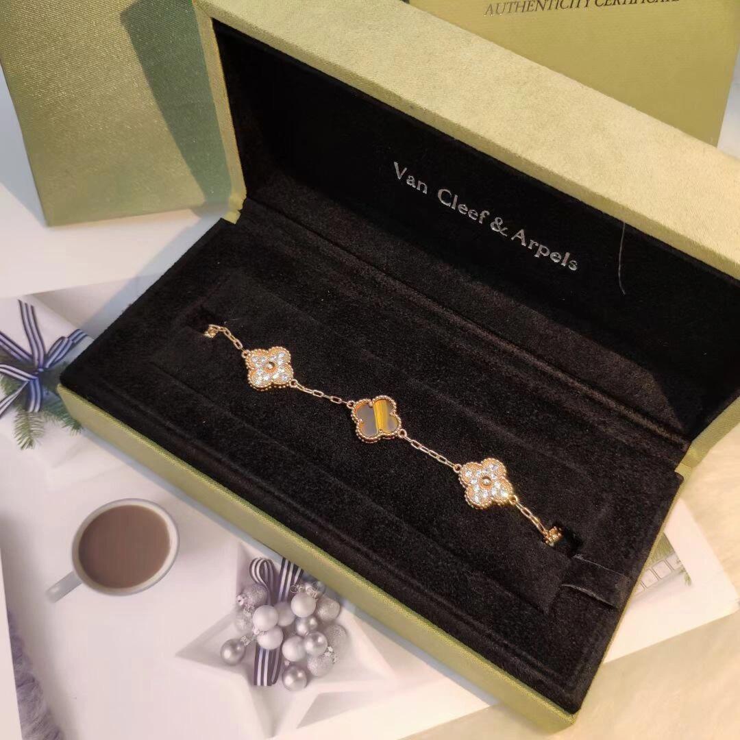 Van Cleef & Arpels Tiger's Eye Diamond Five-leaf Clover Bracelet - cnluxepick