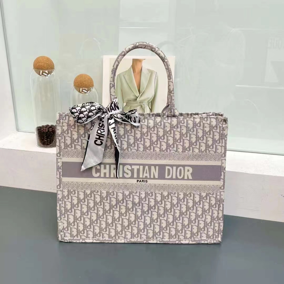 Dior Tote bag - cnluxepick