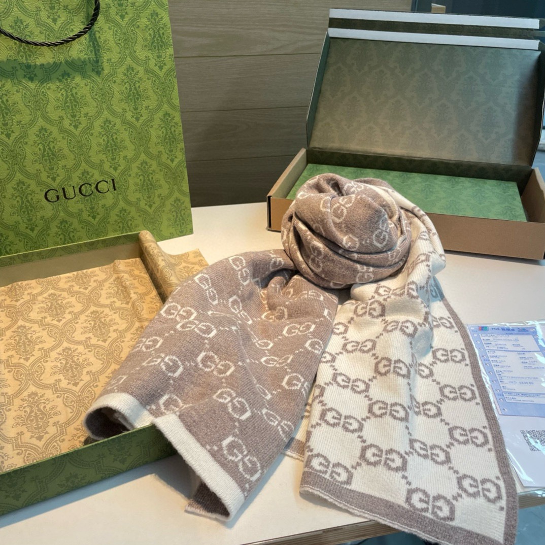 Gucci Cashmere Scarf Monogram Beige-White For Women 180cm
