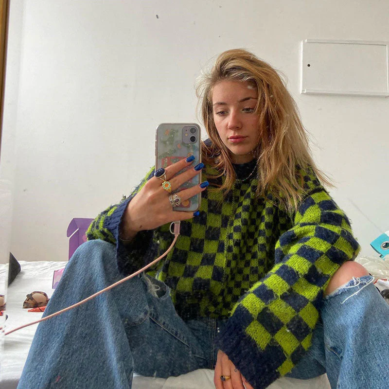 Checkerboard Knit Crop SweaterClistos