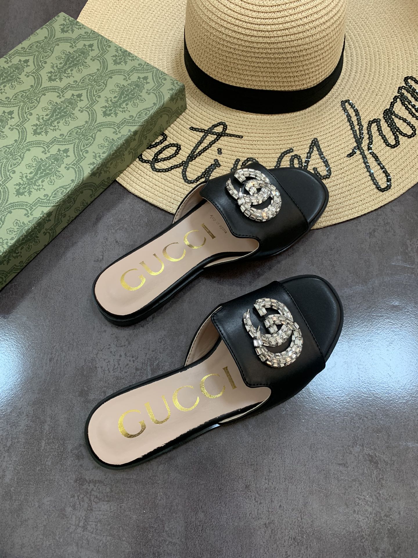 Gucci Double G Slippers Leather Beaded In Black