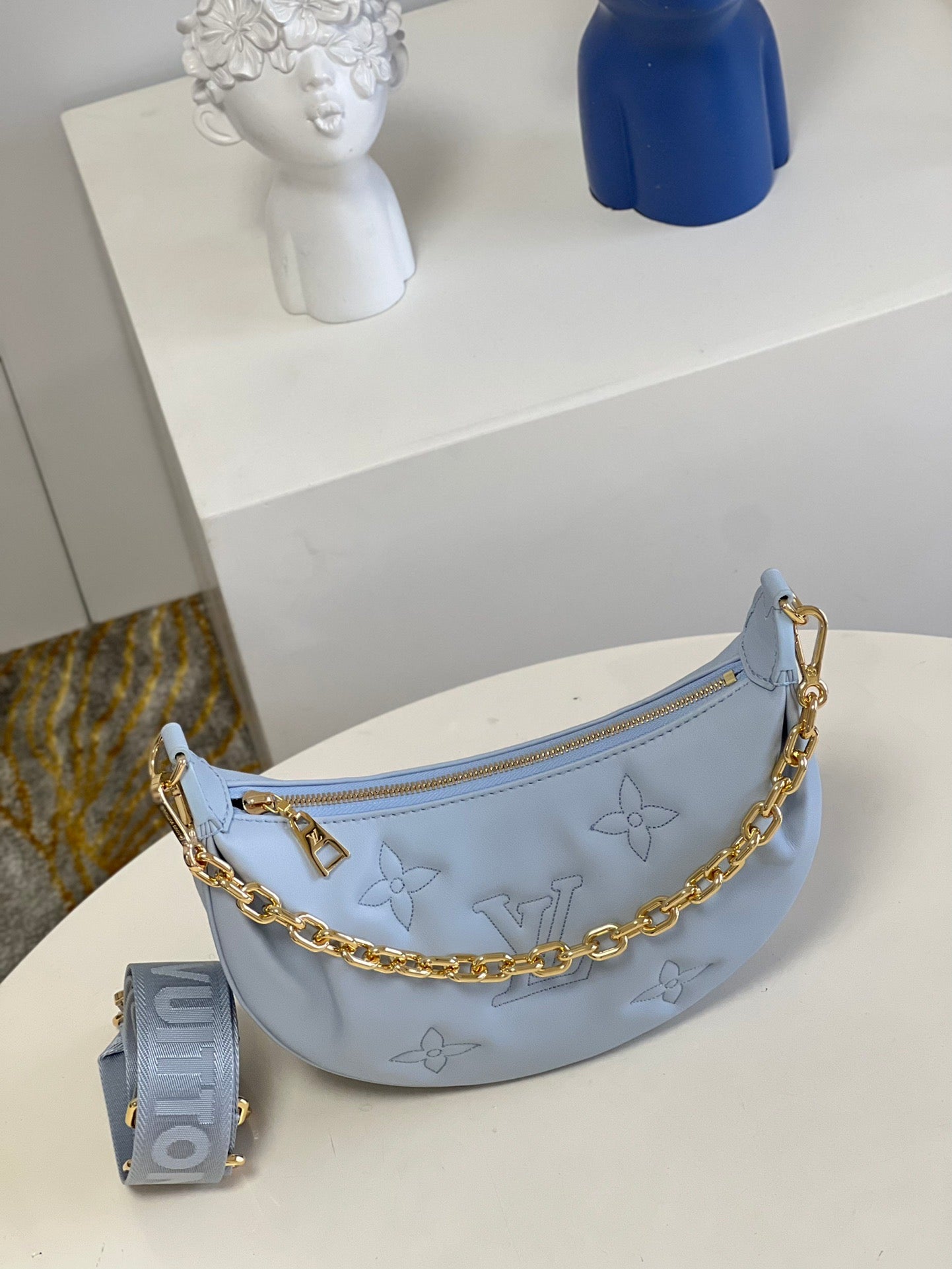 Louis Vuitton Over The Moon 27Cm Blue