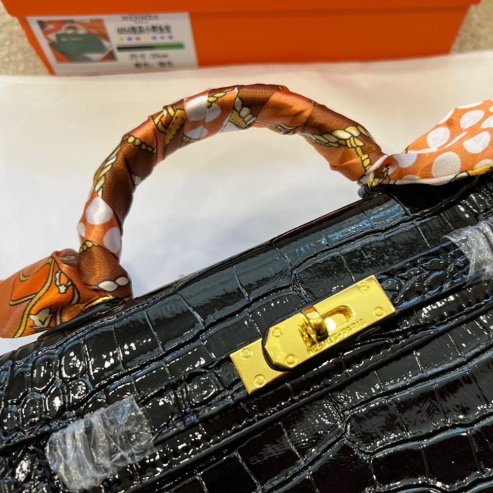 Hermès Kelly Mini Bag Black Crocodile 7.9 Inches