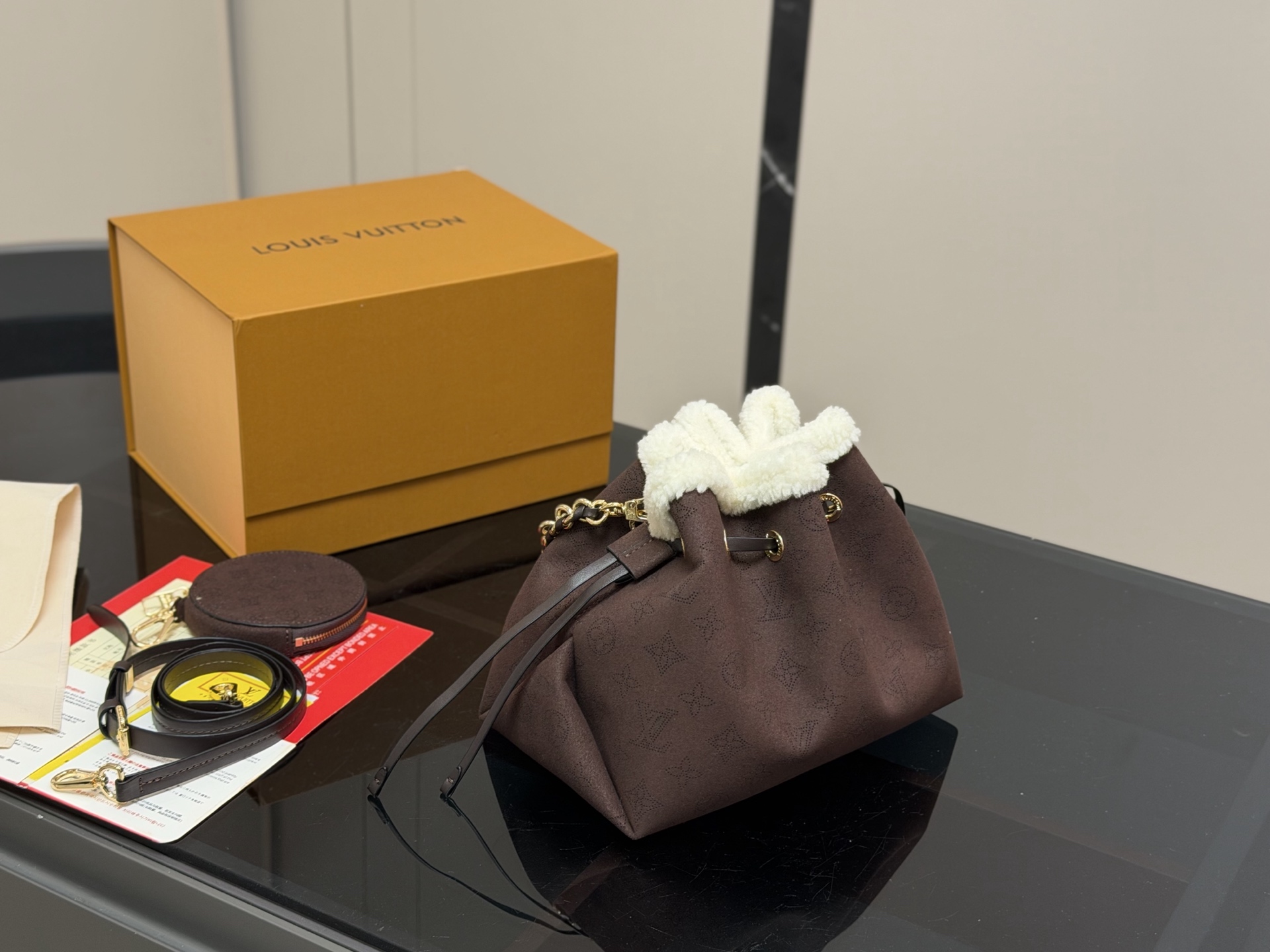 LV Bella suede bucket bag - cnluxepick