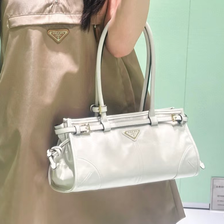 Prada - cnluxepick