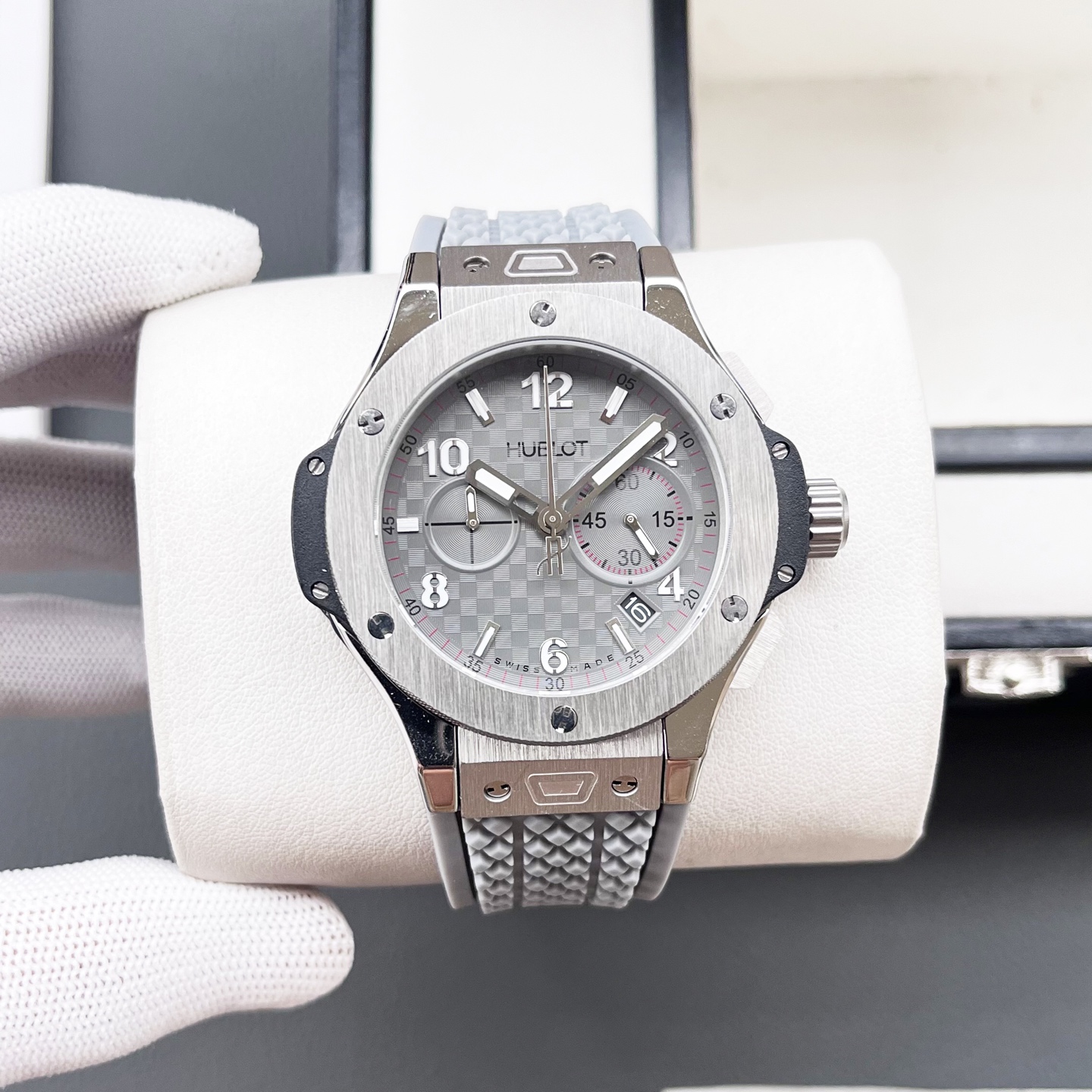 高機能 精緻な品質  Hublot  ウブロ ウォッチ 時計 コピービジネスからカジュアルまで必須アイテム